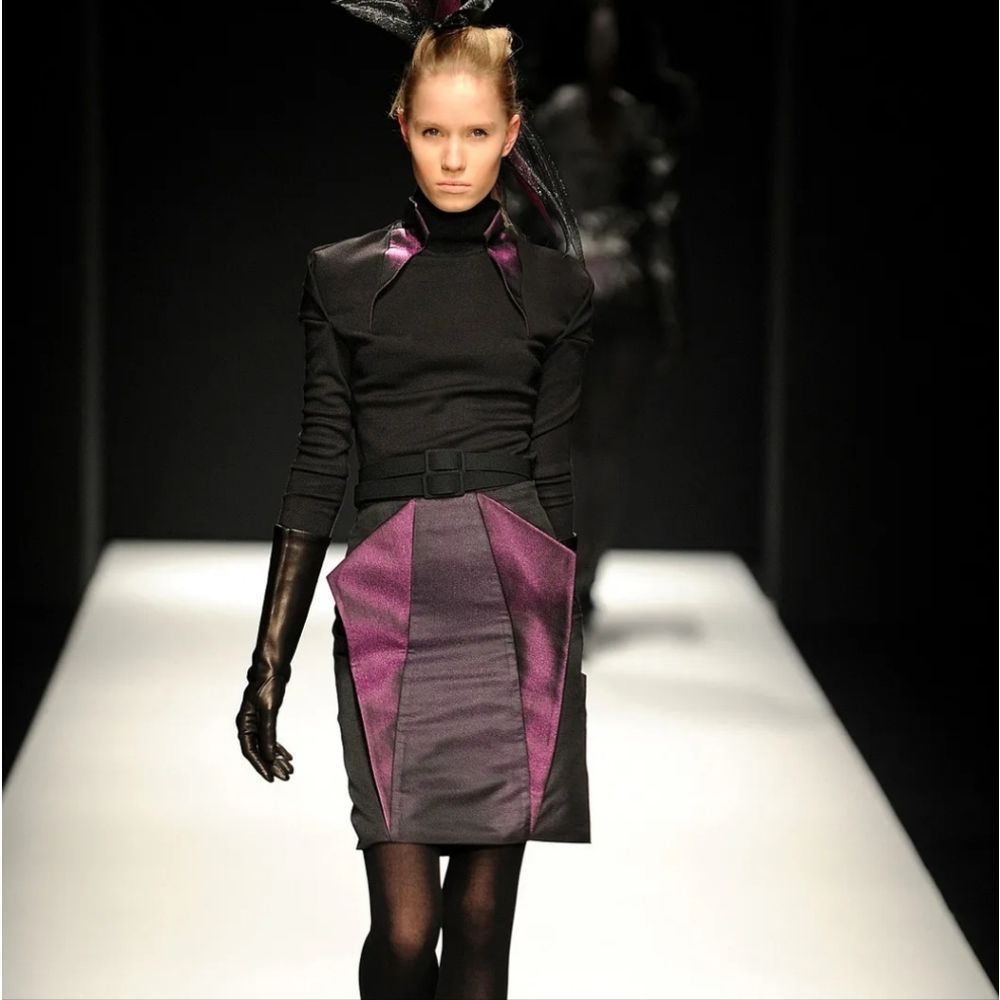 Jean-Pierre Braganza 100% Silk Tuxedo Runway Pencil Skirt
